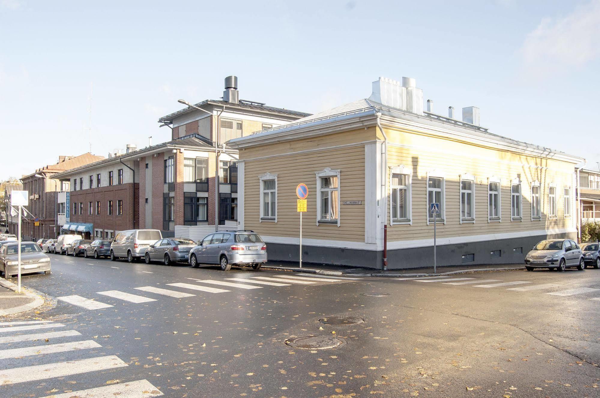 Hotel Jahtihovi Куопио Экстерьер фото