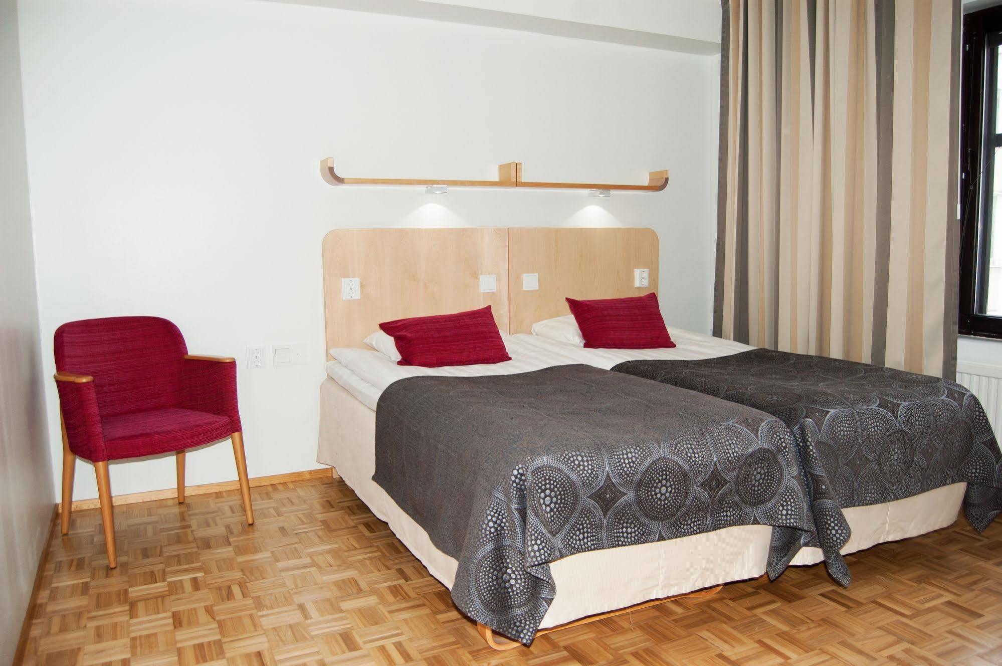 Hotel Jahtihovi Куопио Экстерьер фото