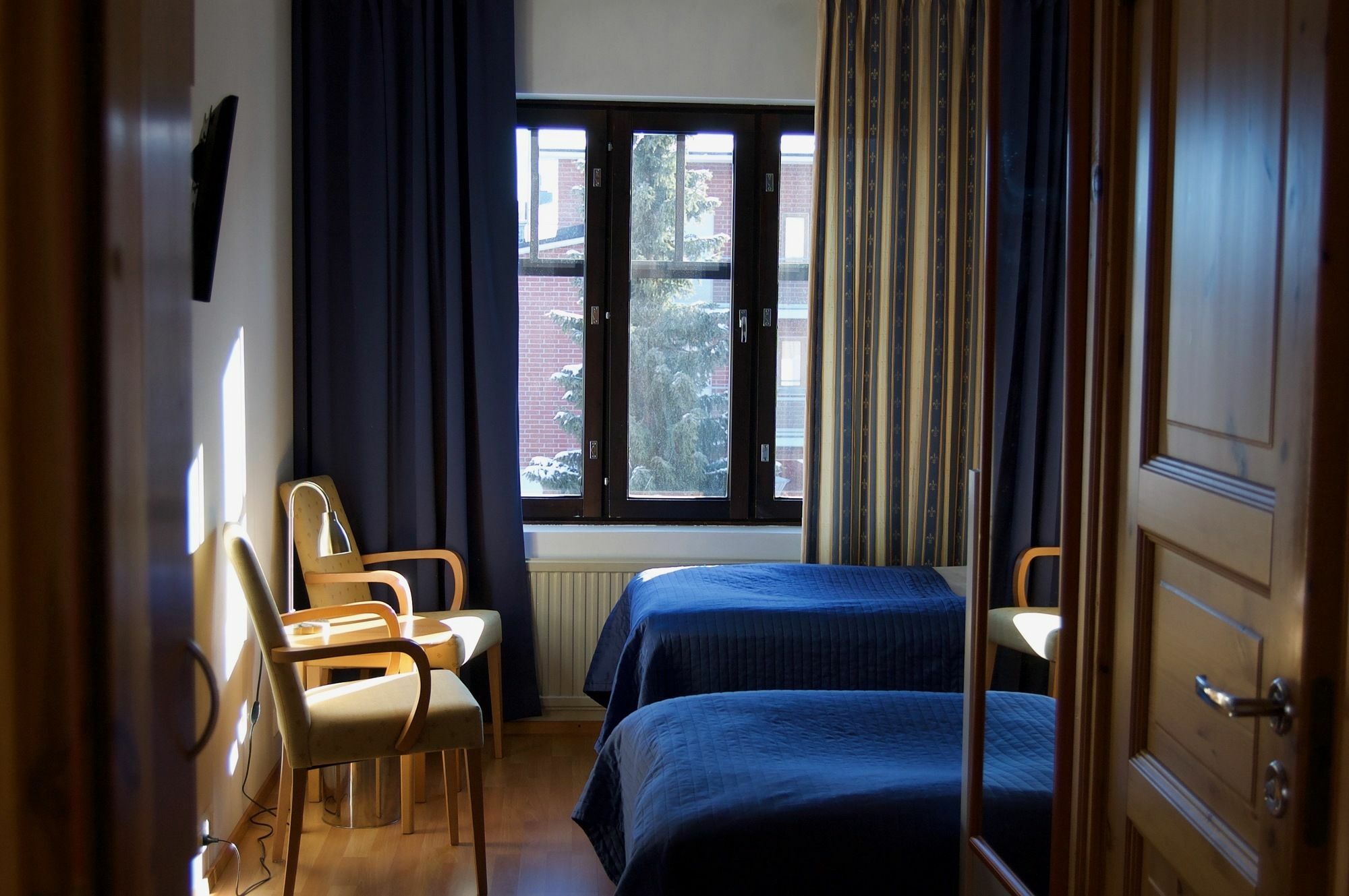 Hotel Jahtihovi Куопио Экстерьер фото