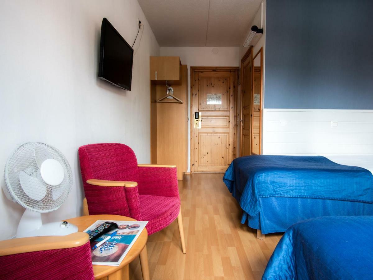 Hotel Jahtihovi Куопио Экстерьер фото