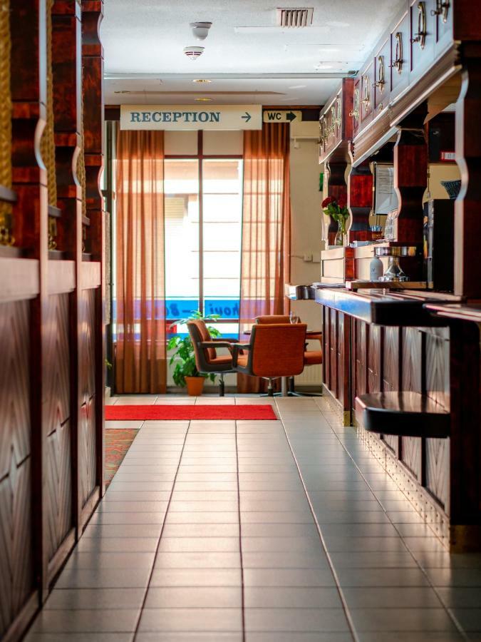 Hotel Jahtihovi Куопио Экстерьер фото