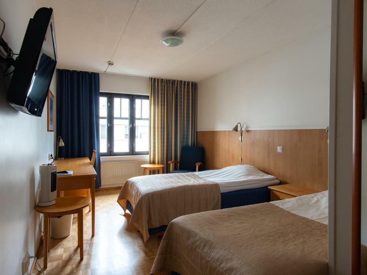 Hotel Jahtihovi Куопио Экстерьер фото